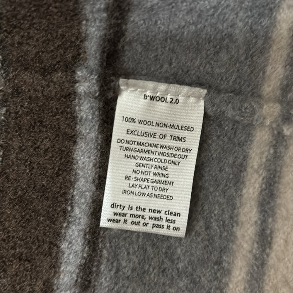 TOAD & CO Heartfelt Wool Hooded Sweater. Size small - Picture 6 of 9